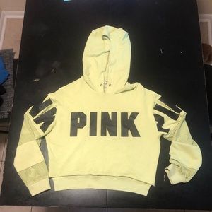 Super trendy crop sweatshirt!